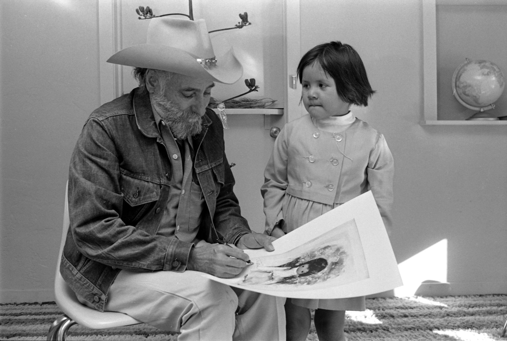 Ted DeGrazia / Gallery in the Sun